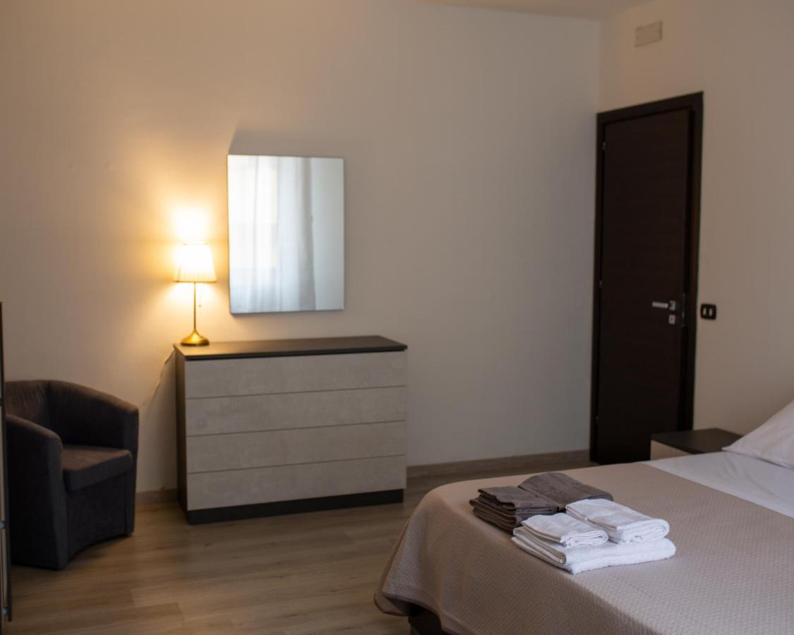 Like Home Apartment Reggio Calabria Exterior photo